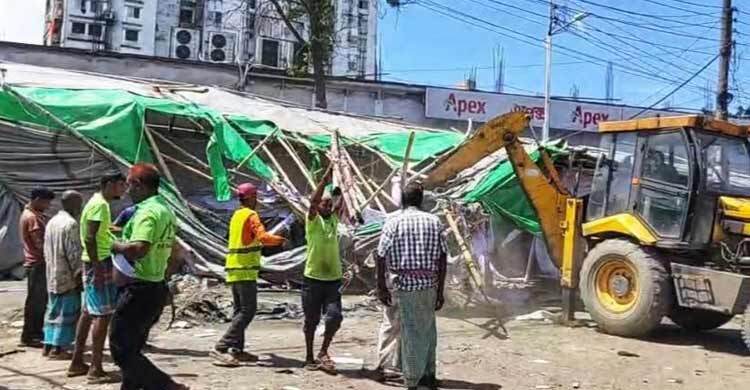 যানজট নিরসনে অভিযান, শতাধিক দোকান উচ্ছেদ