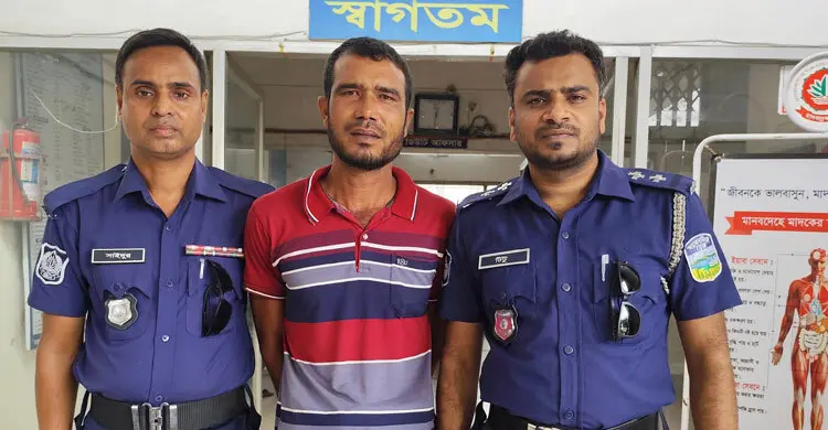 স্ত্রী হত্যার ৩ দিন পর স্বামী গ্রেফতার
