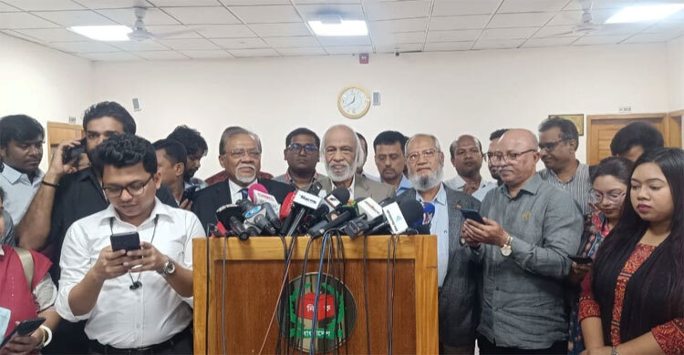 BNP asks EC to keep controversial officials away from polls