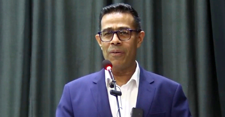 মূল ব্যাধিটা সংবিধানের ভেতরে: মনির হায়দার