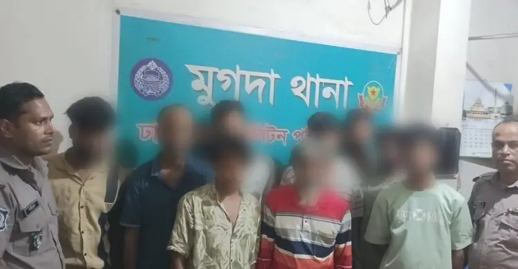 মুগদায় পুলিশের বিশেষ অভিযানে গ্রেফতার ২২ 
