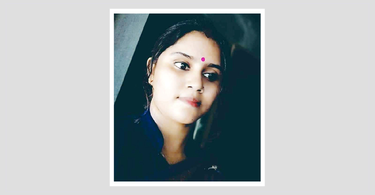 সিজারের পর অতিরিক্ত রক্তক্ষরণ, মারাই গেলেন প্রভাষক