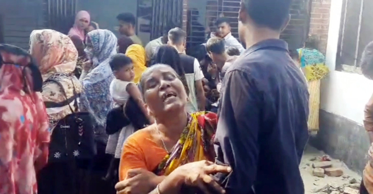 বাইরে তালা, ভেতরে ব্যবসায়ীর রক্তাক্ত মরদেহ