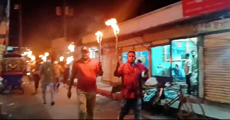মুন্সিগঞ্জে অবরোধের সমর্থনে যুবদল-ছাত্রদলের মশাল মিছিল