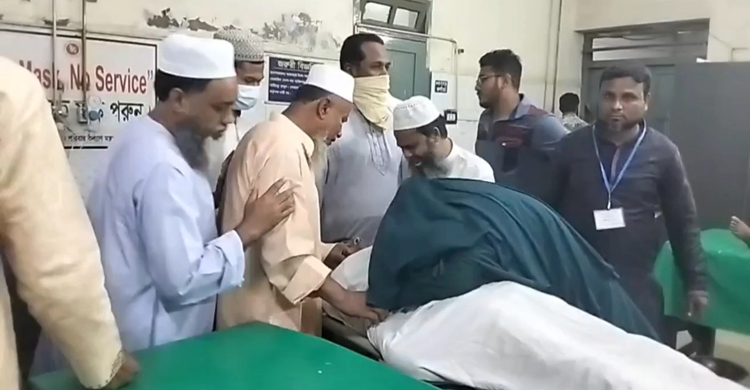 কেন্দ্রেই মৃত্যুর কোলে ঢলে পড়লেন দাখিল পরীক্ষার্থী