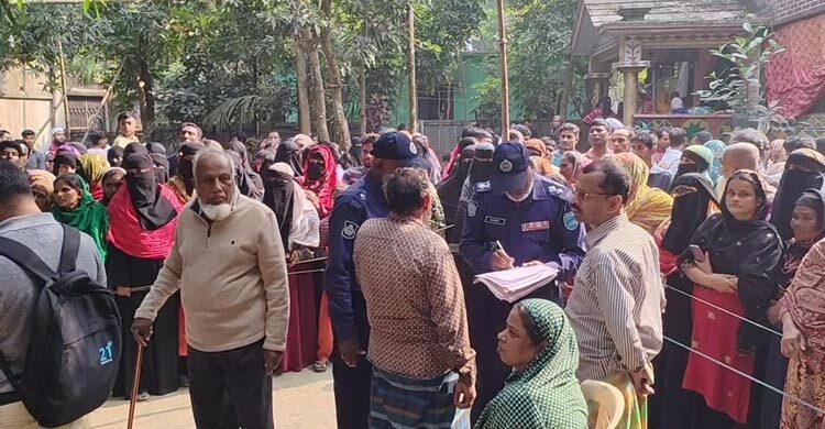 মুন্সিগঞ্জে মা-মেয়েকে কুপিয়ে হত্যার অভিযোগ