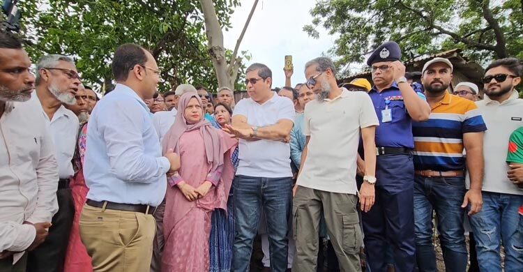 দখলে থাকা খাল পুনরুদ্ধারে প্রশাসনকে ২৪ ঘণ্টার আলটিমেটাম প্রতিমন্ত্রীর