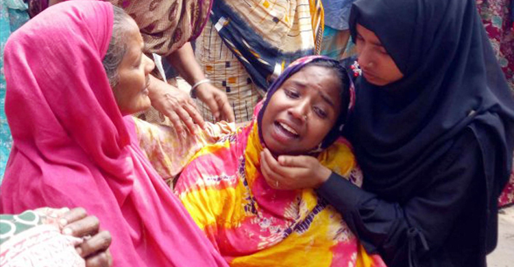 নেশার টাকা না পেয়ে স্ত্রীকে হত্যা