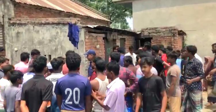 পাওনা টাকা চাওয়ায় দোকানিকে পিটিয়ে হত্যা