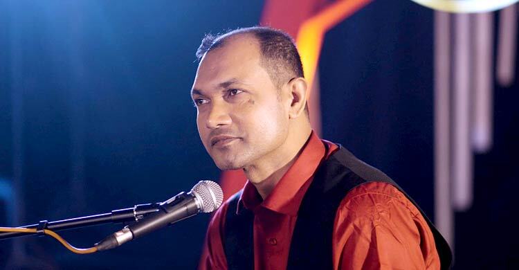 প্রথম দেখার মুগ্ধতায় আব্দুল্লাহ আল মামুনের গান