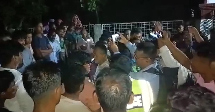 মুন্সিগঞ্জে পিকনিকের ট্রলারডুবি, ৬ মরদেহ উদ্ধার