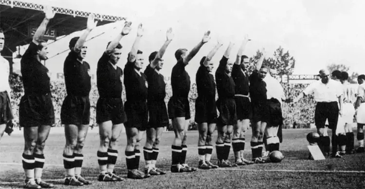 1938