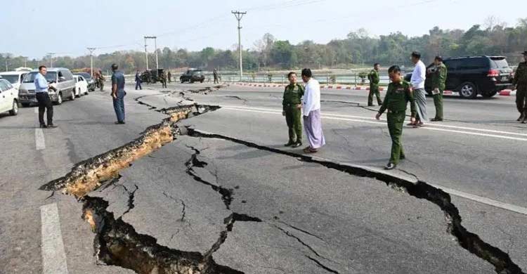 আবারও ভূমিকম্পের শঙ্কা, ৭ মাত্রার হলে ঢাকায় ‘ব্যাপক ক্ষয়ক্ষতি’