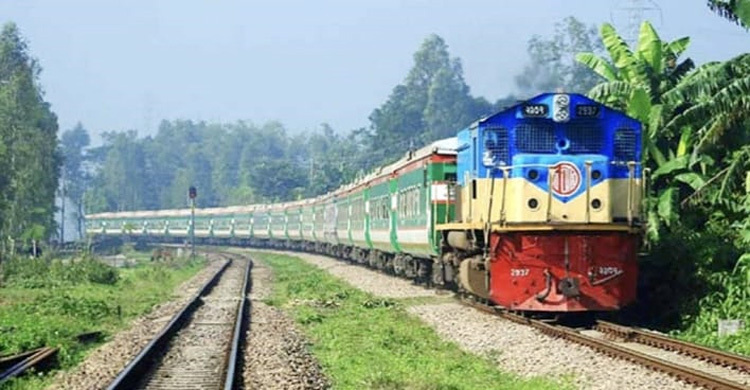 দুই ঘণ্টা পর ঢাকা-ময়মনসিংহ ট্রেন চলাচল শুরু