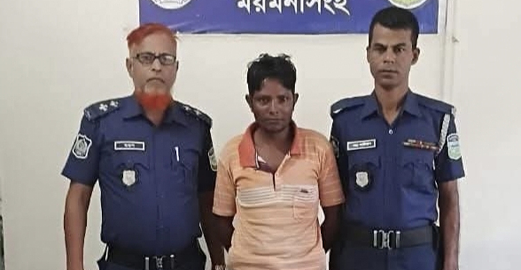 শিশুকে ধর্ষণ ঘটনা দেখে ফেলায় নারীকে কুপিয়ে হত্যার অভিযোগ