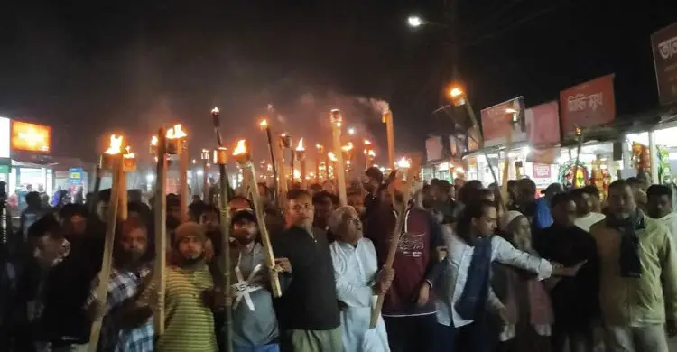 ময়মনসিংহ-৩ আসনে বিএনপির প্রার্থী পরিবর্তনের দাবিতে মশাল মিছিল