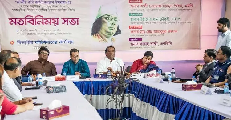 যাত্রাপালার নামে অশ্লীলতার চর্চা মেনে নেওয়া হবে না