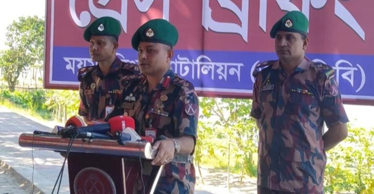 অবৈধভাবে বালু উত্তোলনে ঝুঁকিতে আন্তর্জাতিক সীমানা