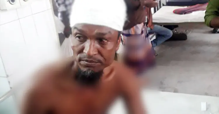 অটোরিকশা স্ট্যান্ডে চাঁদাবাজি নিয়ে শ্রমিকদলের দু’পক্ষের সংঘর্ষ