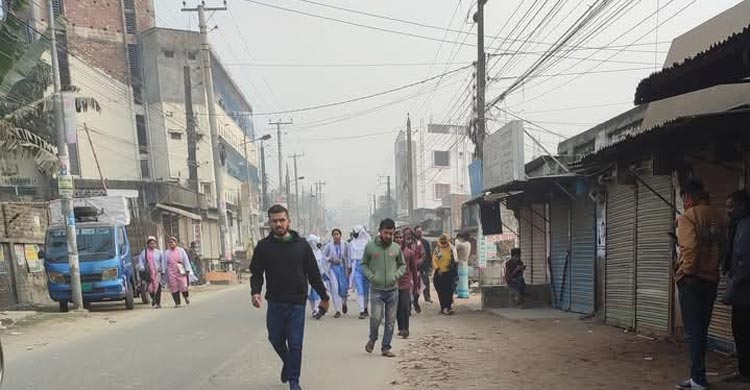 ধর্মঘট, দুর্ভোগ, যাত্রী, ময়মনসিংহময়মনসিংহে অটোরিকশাচালকদের ধর্মঘট, দুর্ভোগে যাত্রীরা