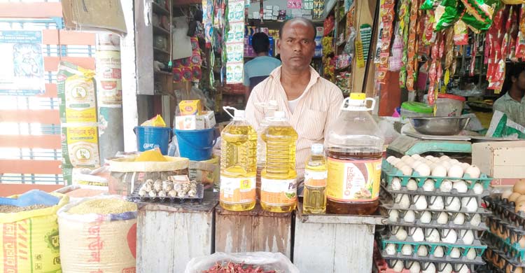 &lsquo;কোম্পানি লাভ কম দিচ্ছে, তাই বাড়তি দামে বিক্রি করে পুষিয়ে নিচ্ছি&rsquo;