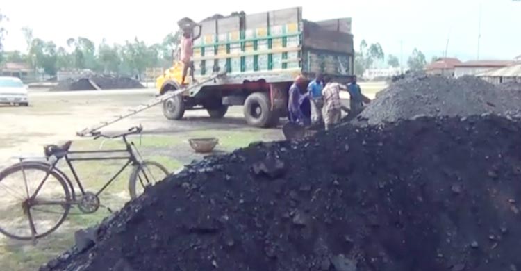 দেড় মাস পর ময়মনসিংহের দুই স্থলবন্দরে এলো ভারতীয় কয়লা