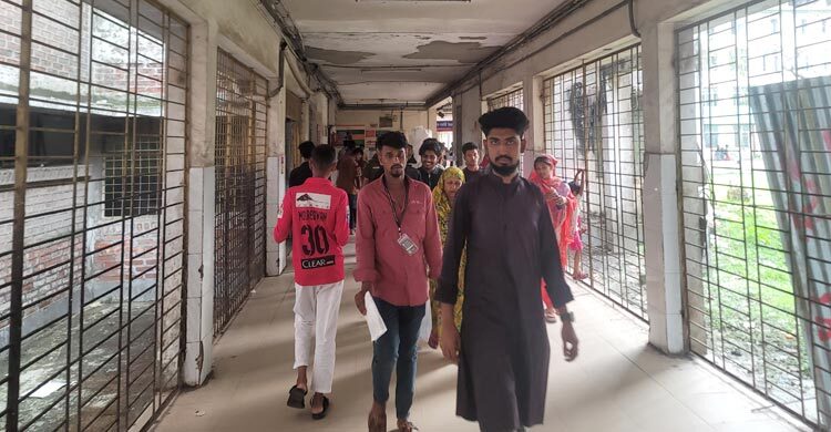 ময়মনসিংহে সেনাবাহিনীর চাকরিচ্যুত সদস্যের ঝুলন্ত মরদেহ উদ্ধার
