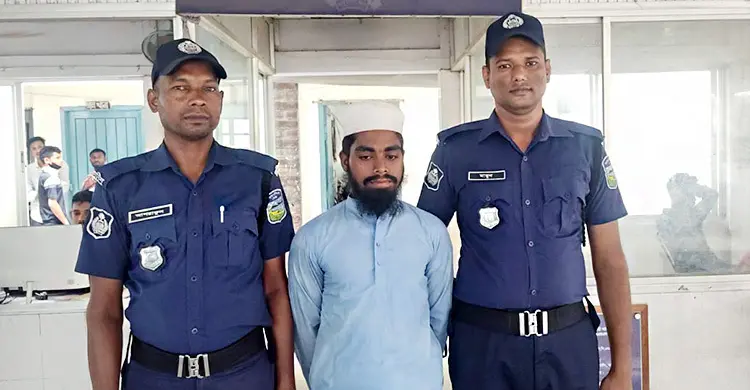 ছাত্রীকে ধর্ষণের অভিযোগে লজিং শিক্ষক গ্রেফতার