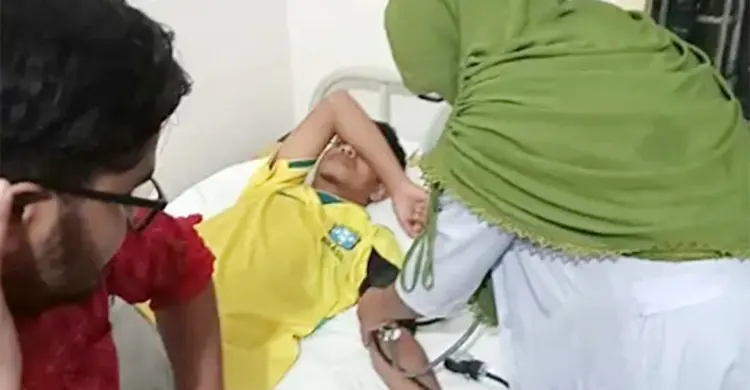 ব্রাজিলের হারে অসুস্থ হয়ে হাসপাতালে দুই শিক্ষার্থী