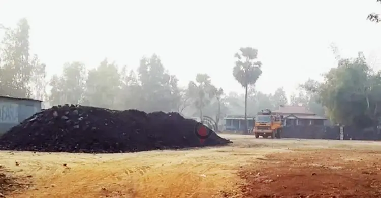 ছয় মাস সচল থাকে দুই স্থলবন্দর, বাকি সময় ভূতুড়ে