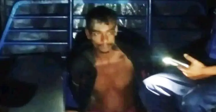 জমি লিখে না দেওয়ায় দাদিকে কুপিয়ে হত্যা