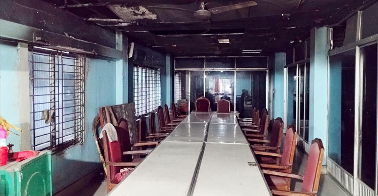 আত্মগোপনে সভাপতি, স্থবির পড়ে আছে ময়মনসিংহ চেম্বার অব কমার্স