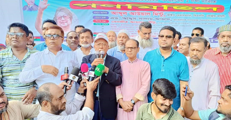 লুটপাটে ব্যাংকিং সেক্টর ধ্বংস হয়ে গেছে: মিন্টু