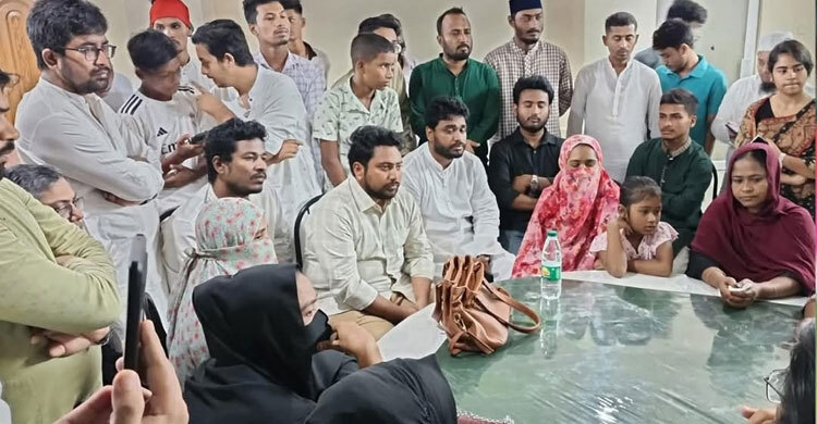 স্বৈরাচারের দোসররা প্রশাসনে গুরুত্বপূর্ণ জায়গায় বসে ষড়যন্ত্র করছে