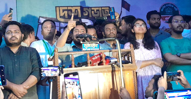 আমাদের লড়াই মুজিববাদ-ফ্যাসিবাদের বিরুদ্ধে: নাহিদ ইসলাম