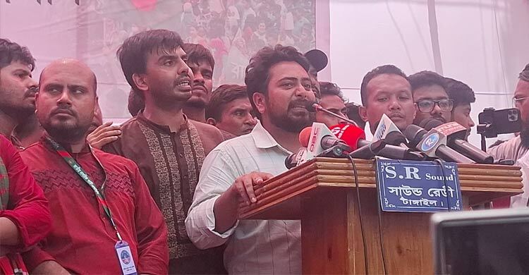 একজনকে ৫৪ বছর ধরে পূজা করা হয়েছে: নাহিদ ইসলাম