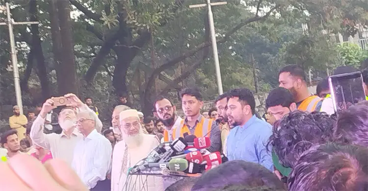 হাদির ঘটনাকে বিচ্ছিন্ন বলার পর দায়িত্বে থাকার অধিকার নেই সিইসির