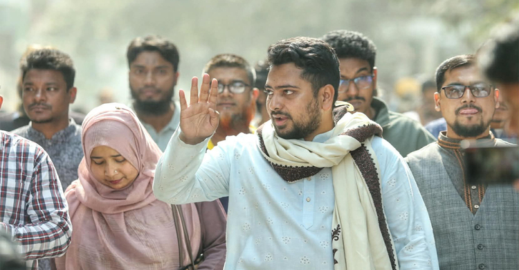 ঢাকা ১১ আসনে নির্বাচনী প্রচারণায় ব্যস্ত সময় পার করছেন নাহিদ ইসলাম