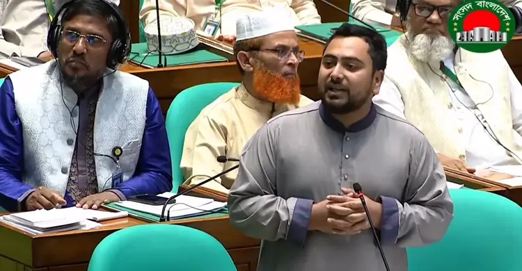 সংসদে ৩৪ মিনিটের বক্তব্যে যা বললেন নাহিদ ইসলাম