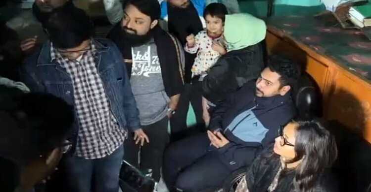 সুরভীকে দেখতে গাজীপুরে নাহিদ