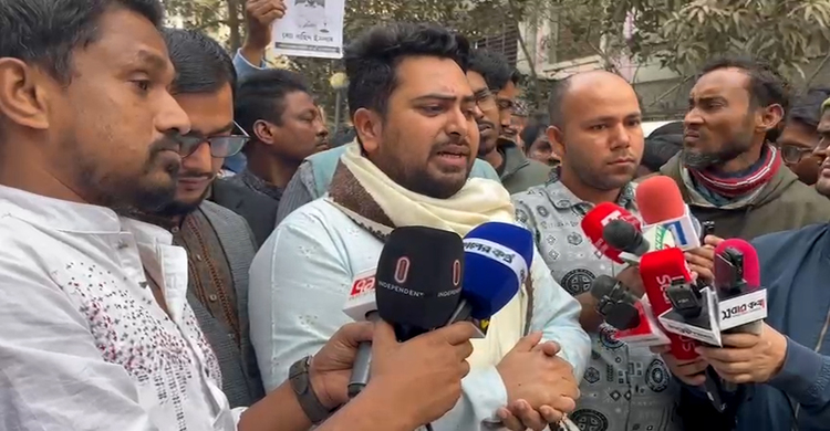 ভয়ের পরিবেশ তৈরি করে নির্বাচনী আচরণবিধি মানা হচ্ছে না: নাহিদ ইসলাম