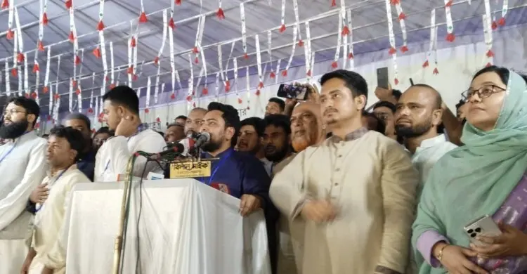 জিয়াউর রহমানের নামে কোনো ব্যবসা হতে দেবো না: নাহিদ ইসলাম