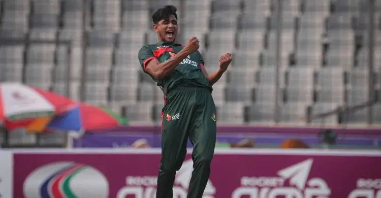 আইসিসির মাসসেরার দৌঁড়ে নাহিদ রানা