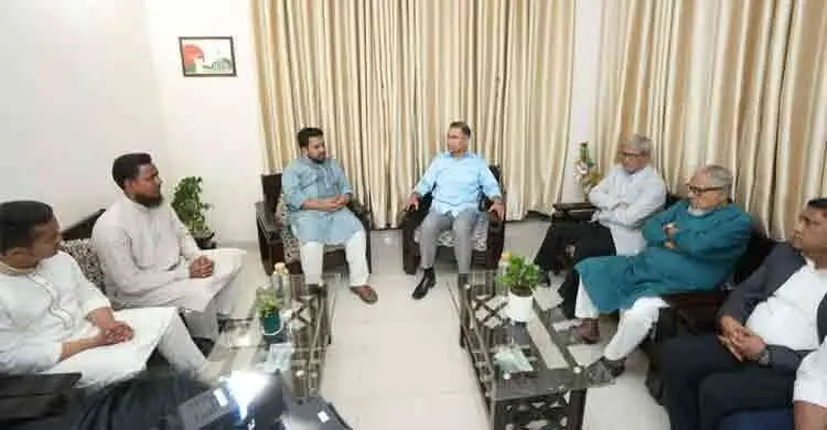 তারেক রহমানের সঙ্গে নাহিদের বৈঠক, সংলাপের মাধ্যমে সমস্যা সমাধানে জোর