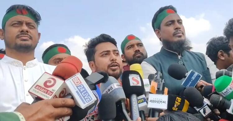 আমাদের নিরাপত্তা নিজেদেরকেই নিশ্চিত করতে হবে: নাহিদ