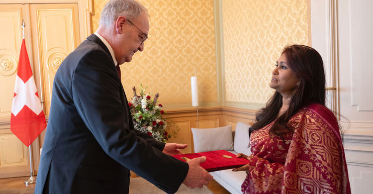 সুইস প্রেসিডেন্টের কাছে বাংলাদেশের রাষ্ট্রদূতের পরিচয়পত্র পেশ