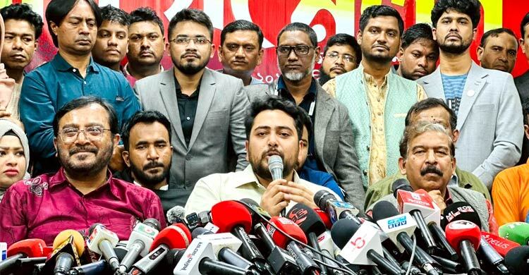 বাংলাদেশকে পুরোনো রাজনীতির পথে ফেরত যেতে দেব না: নাহিদ ইসলাম