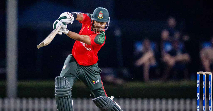 বিমানবন্দরে হেনস্তার পর ফেসবুক পোস্ট, ফের তোপের মুখে নাইম শেখ