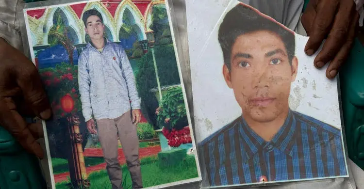 মোহনের আর বাড়ি ফেরা হলো না, দুই সন্তান হারিয়ে দিশেহারা মা