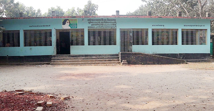 নওগাঁয় বেশিরভাগ কেন্দ্র ঝুঁকিপূর্ণ, নিরাপত্তায় &lsquo;বডি ক্যামেরা&rsquo;